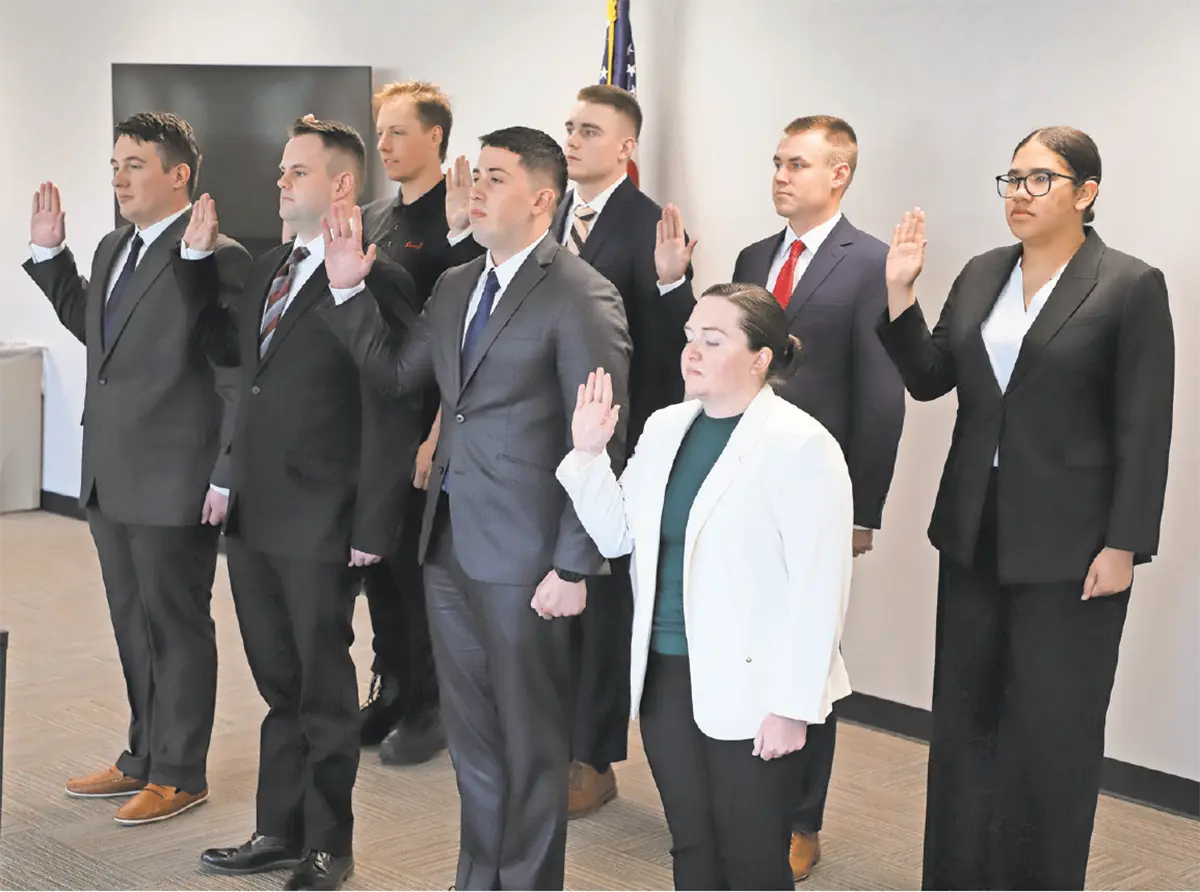 Photo of searing in of recruits
