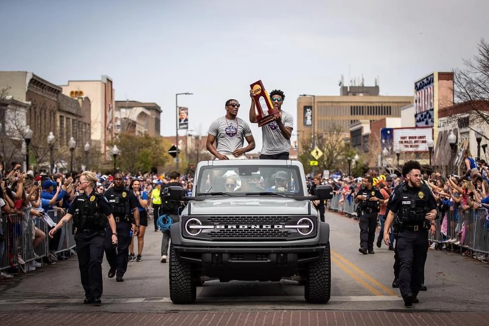 LKPD Officers walk the parade route to support the safety of the NCAA Champions in 2022.